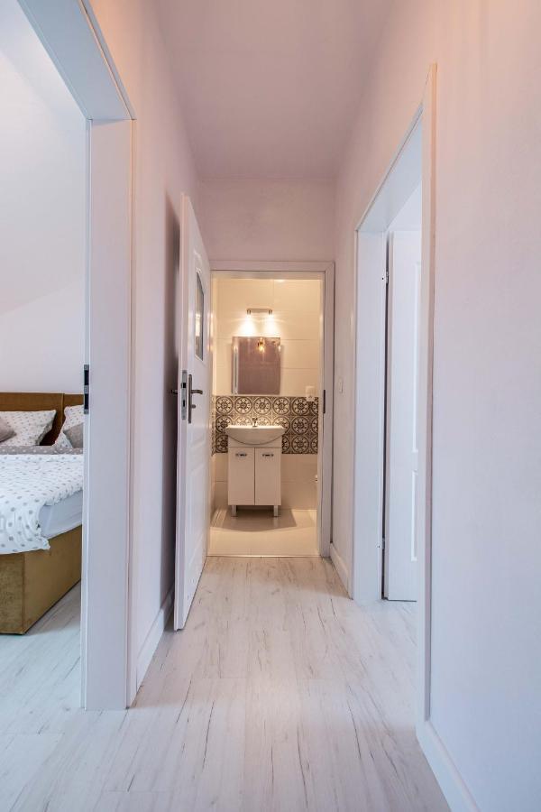 Lawendowy Zaulek Apartment Debina  Exterior photo